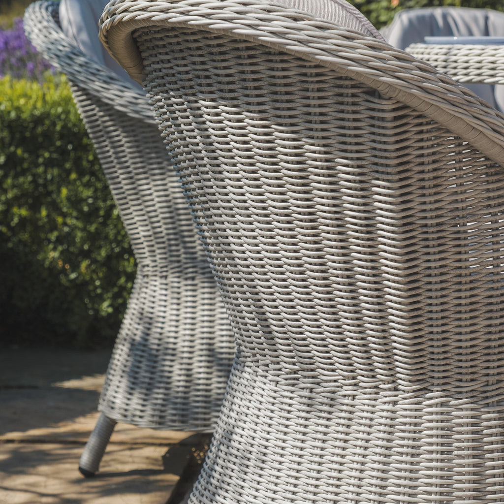 Extreme Heritage 4 Seat Round Rattan Dining Set