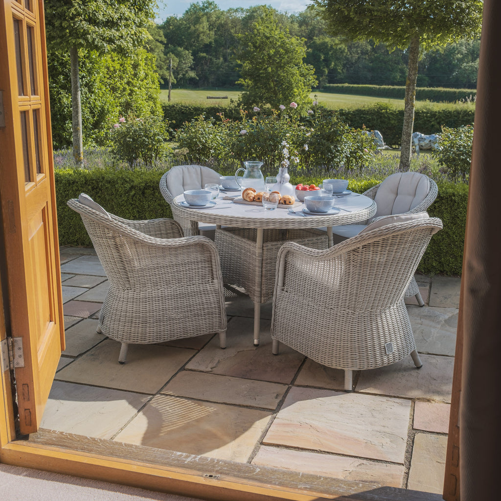 Extreme Heritage 4 Seat Round Rattan Dining Set