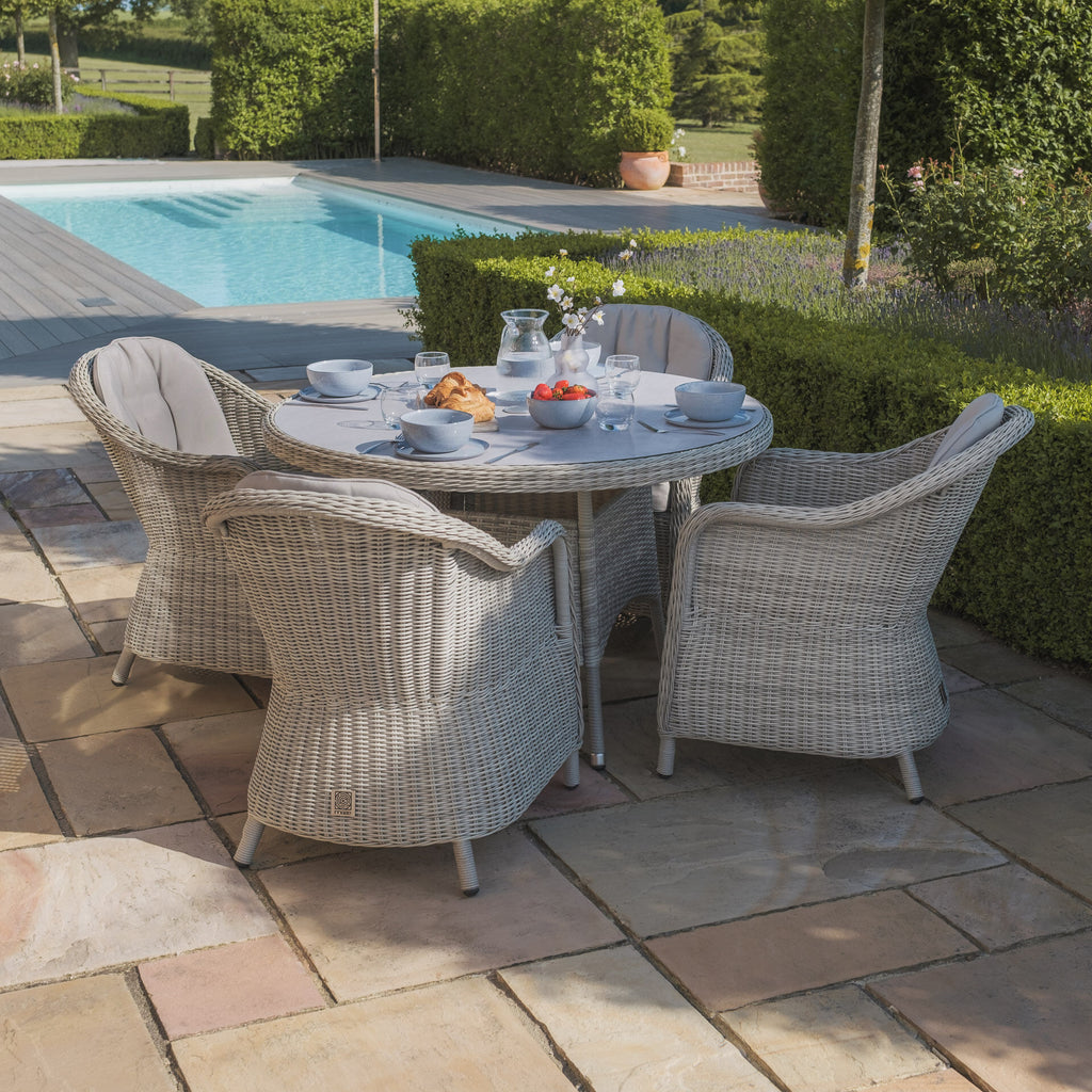 Extreme Heritage 4 Seat Round Rattan Dining Set