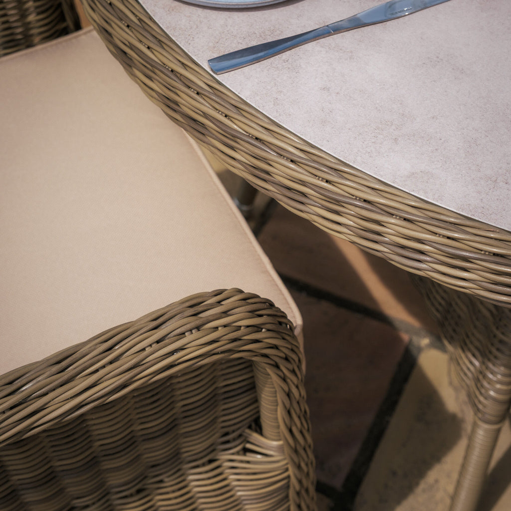 Extreme 4 Seat Round Rattan Dining Set
